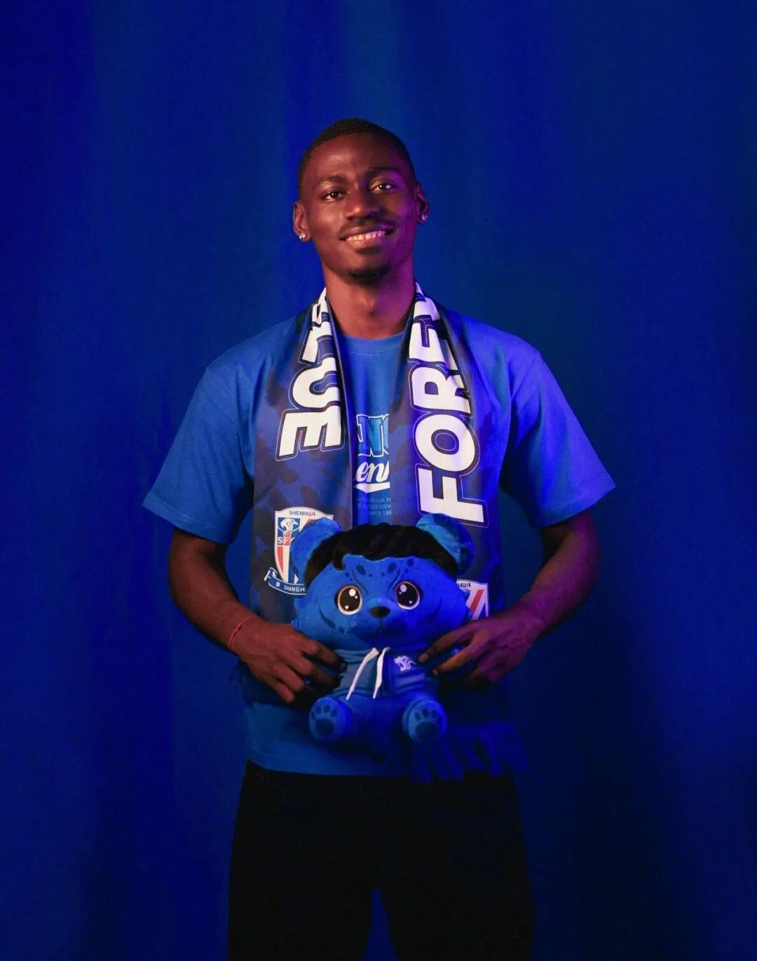 壹号娱乐- 葡超倒计时；迈阿密热火赛前官宣签约；细节引发关注；球迷炸锅；身体对抗强度拉满