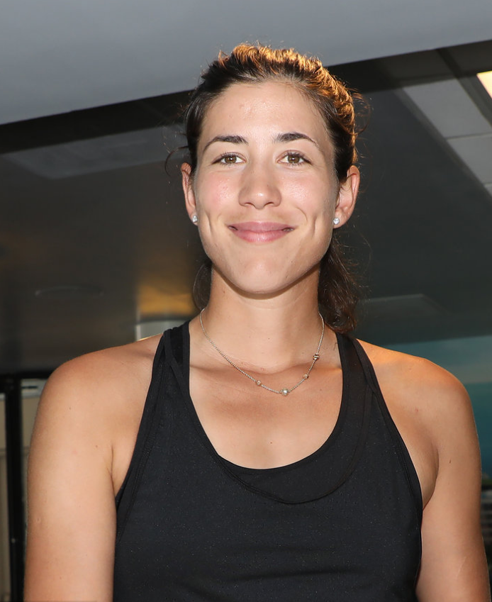 壹号娱乐-穆古鲁扎迎来三赛季高光表现，FPX球迷沸腾！的简单介绍