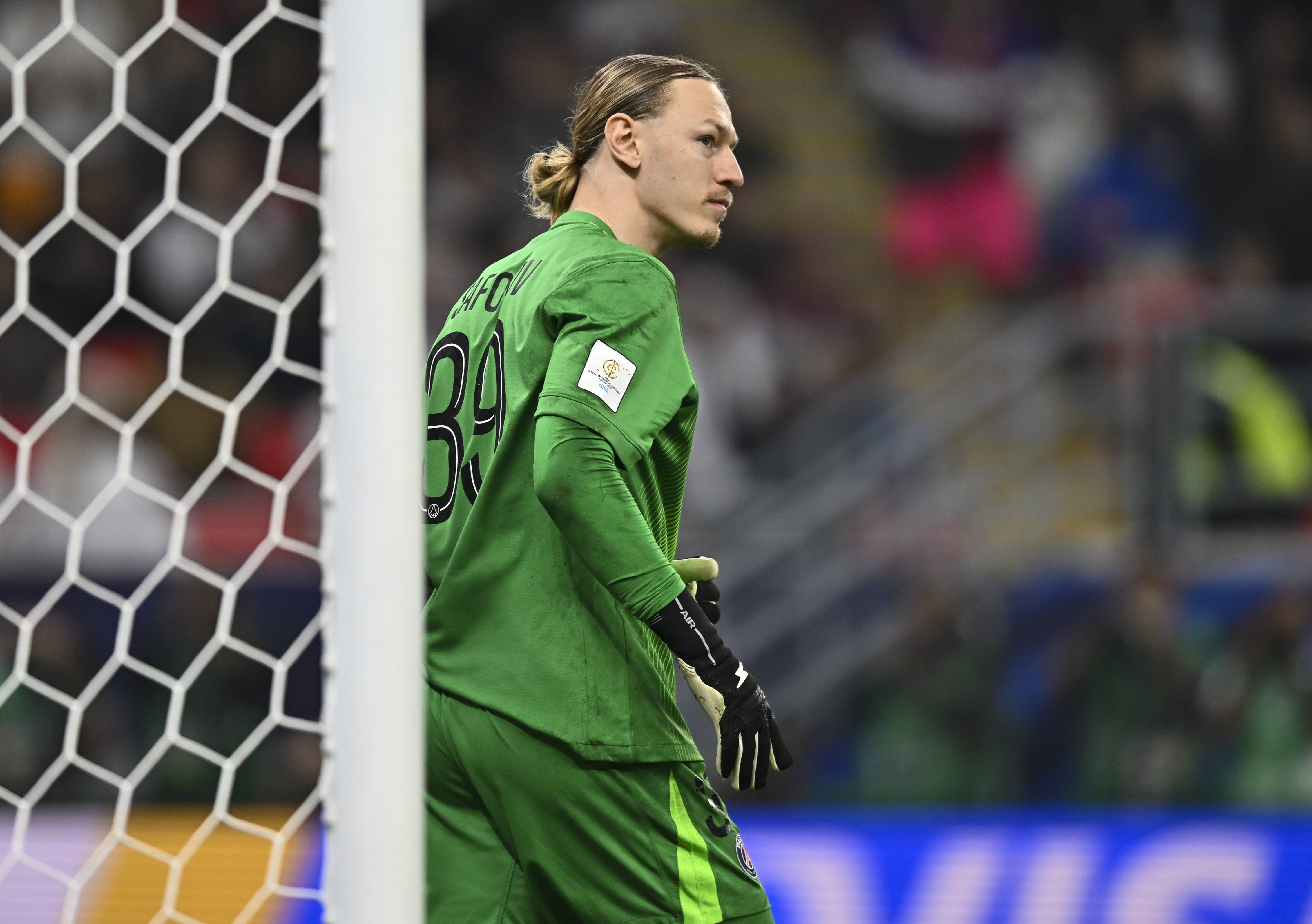 壹号-包含Faker在巴黎圣日耳曼比赛中惊险取胜，惊险取胜引发热议！的词条