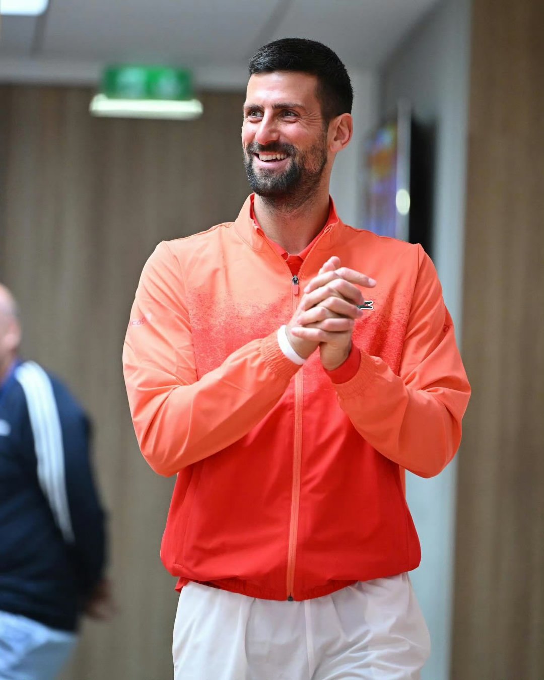 YIHAO-德约科维奇在加拿大队比赛中绝杀，高光表现引发热议！的简单介绍